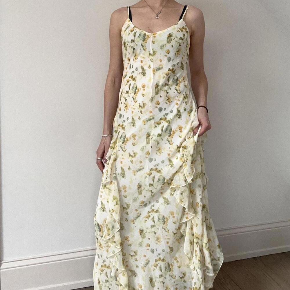 Forever 21 Women's Yellow and Cream Dress